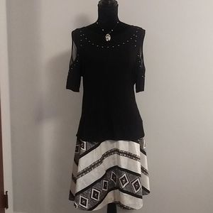 White House Black Market skirt